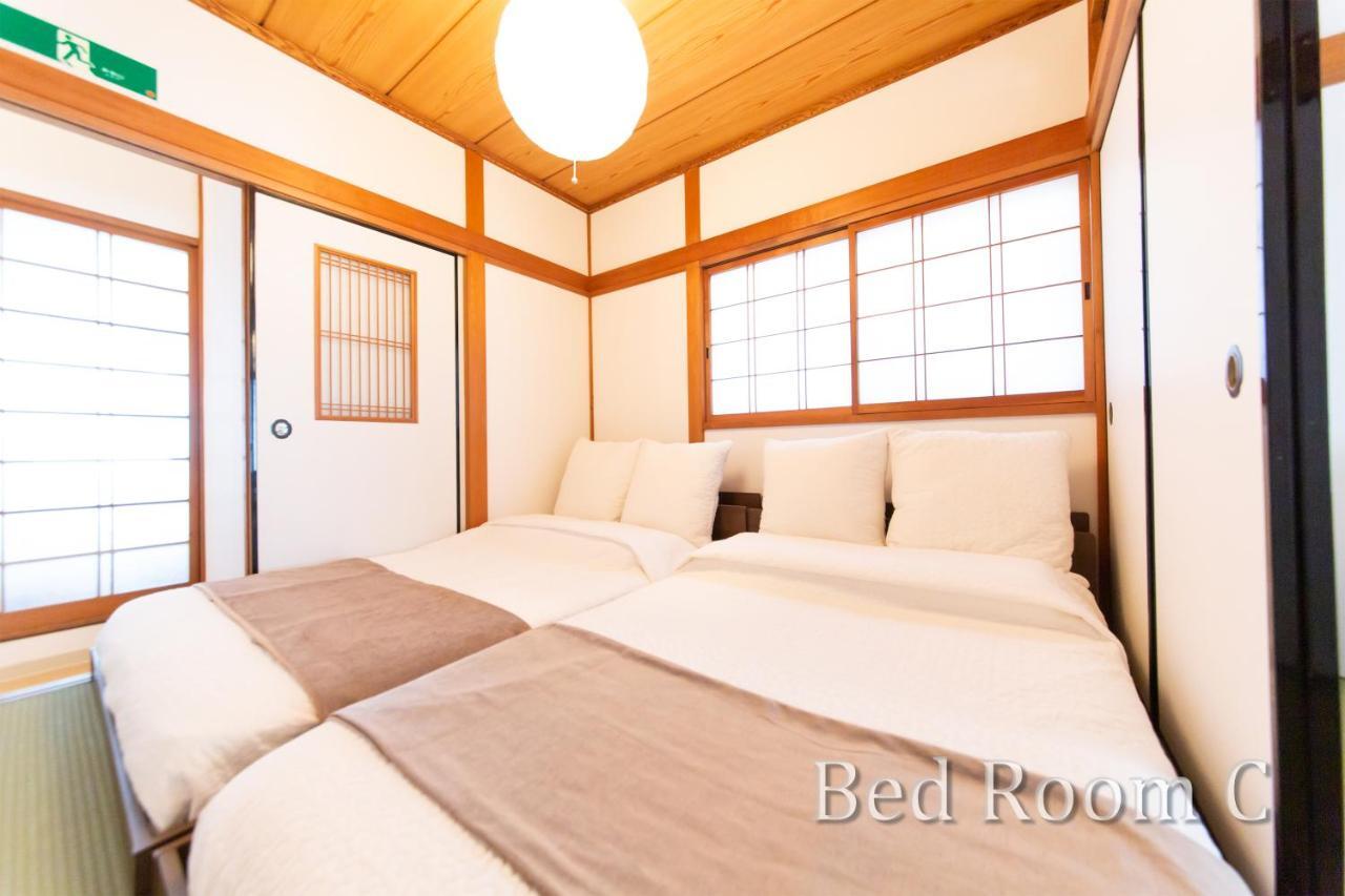 Roof Tengachaya-nishi Apartment