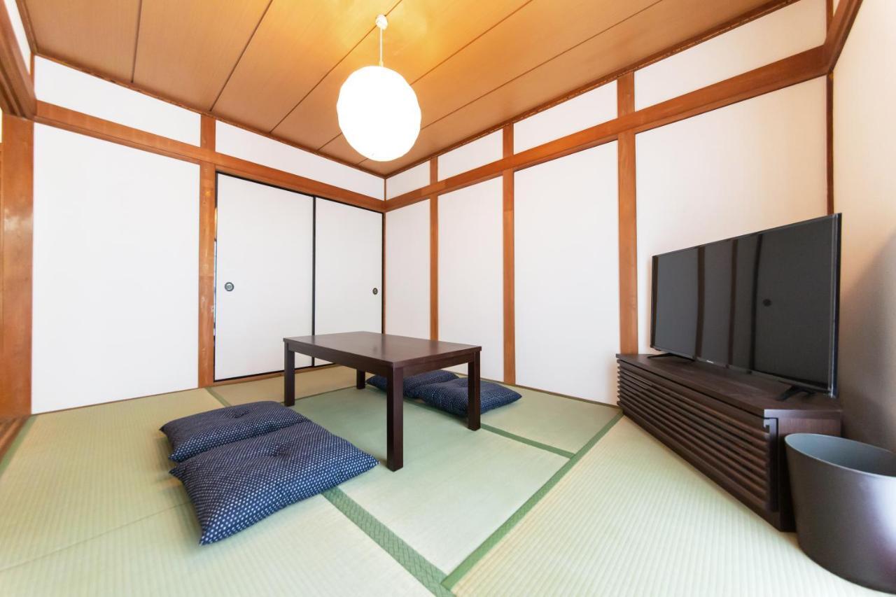 Roof Tengachaya-nishi Apartment